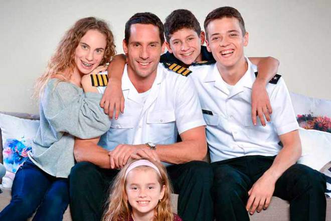Actores de la exitosa teleserie ‘Papá a la deriva’ contrajeron matrimonio en "secreto"