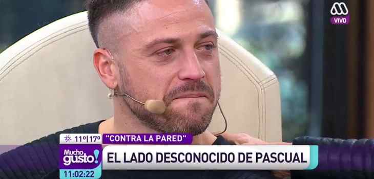 Pascual Fernández rompe en llanto en plena transmisión de "Mucho Gusto" 