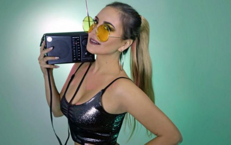 Los comentarios que recibió Mari Almazabar al mostrar su vestuario en el trabajo