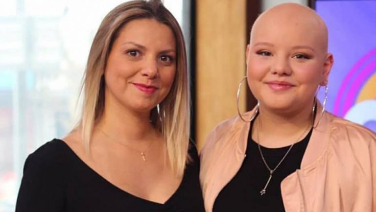 «Cuesta amarse»: Hija de Nicole Pérez impacta con potente mensaje en la web