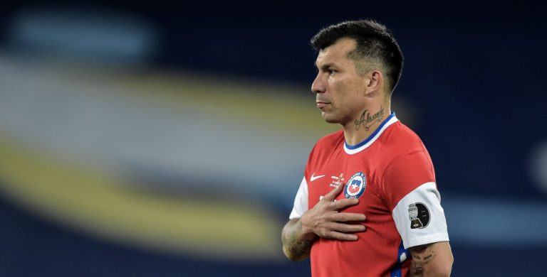 «¿Qué sucede?»: Gary Medel utilizó su célebre frase para volver a defender a su padre tras accidente