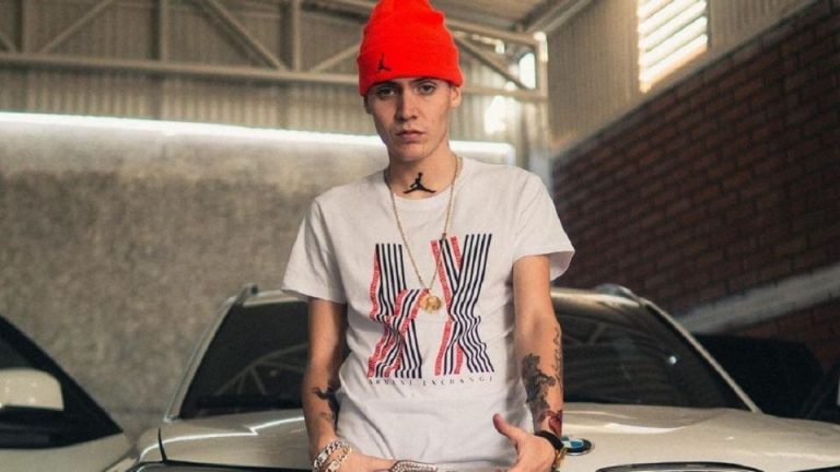 «Se roba mi corazoncito»: La gran sorpresa que se llevó Marcianeke en el Día del Amor