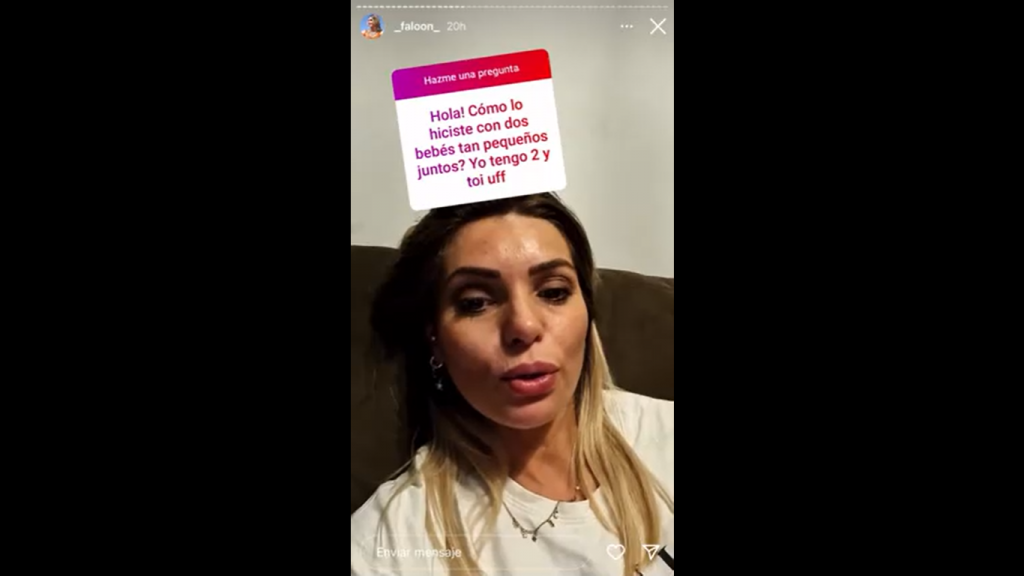 image La actual conductora de Zona Latina, Faloon Larraguibel es muy activa en sus redes sociales, donde siempre comparte partes de su día a día con sus seguidores.