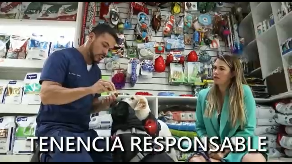 image La reconocida comunicadora, Laura Prieto, vuelve con todo a la pantalla chica con un programa animalista llamado “Manada Gotika” un espacio dedicado a los perros, gatos y animales exóticos, donde este gran estreno por televisión abierta será este 17 de abril a las 18 hrs. por canal TVR señal 14.1 y canal 38, señal 38.1 Tv digital.