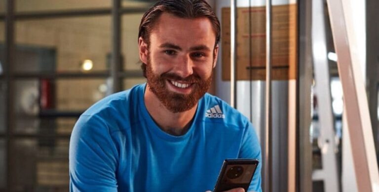 “Tenemos recambio…”: Ben Brereton confirmó embarazo de su pareja y la hinchada chilena enloqueció