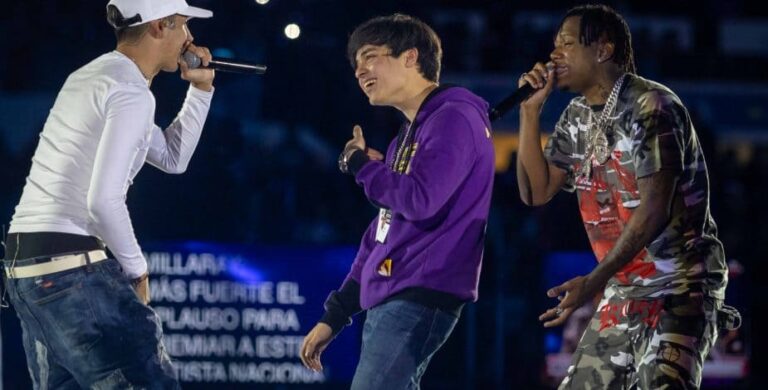 "Fue un sueño..." los lujosos regalos que Pailita y Polimá le hicieron al querido “Chico Eléctrico” de la Teletón 3 «Fue un sueño…» los lujosos regalos que Pailita y Polimá le hicieron al querido “Chico Eléctrico” de la Teletón