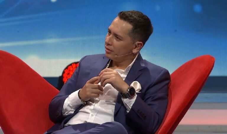 “Están llenos de deudas, frustrados porque no consiguieron sus sueños”: el duro mensaje de Karol Lucero a sus haters