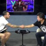 «Te autorizó para que me agarres para el web…» Mauricio Pinilla con Daniel Alcaíno hacen un trato para el show en el Festival del Viña del Mar