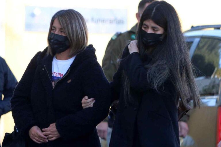 «Te voy a sacar del caso por inoperante  y payasa!”: Madre de Tomasito sin filtro tras revelarse supuesta reunión secreta