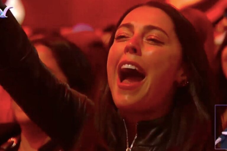 ¿Palo para el Mago? Daniela Aránguiz cantó a todo pulmón “Rata de dos patas” en el show de Pamela Leiva el Festival