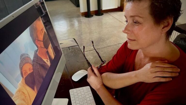 «Es bastante fuerte»: productor de TVN adelanta duros detalles del documental de cáncer de mama de Claudia Conserva