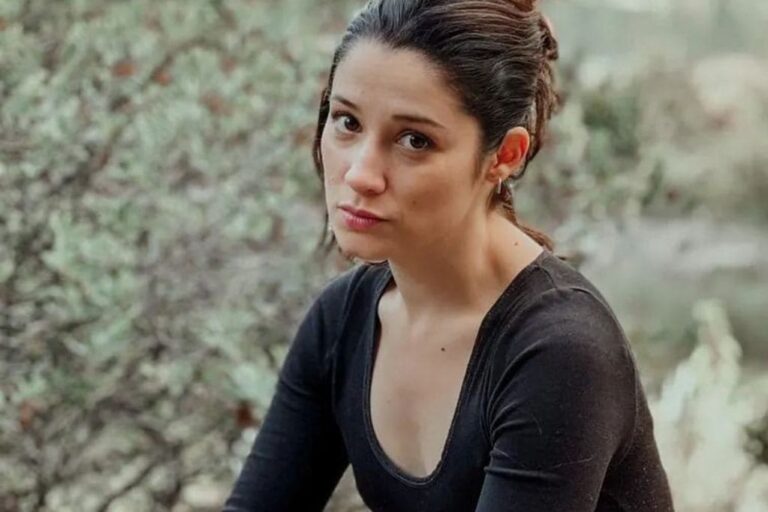 Fernanda Salazar cuenta por qué optó por invertir sus apellidos: «Mi padre nunca estuvo»