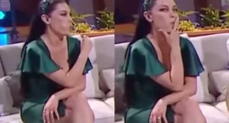 Diseno sin titulo 4 3.jpg Durante el panel, donde se discutían las cualidades amorosas de Maite Orsini, Aránguiz, creyendo que no estaba siendo enfocada por las cámaras, realizó un gesto vulgar de connotación sexual con su boca, lo que generó una gran repercusión en redes sociales.