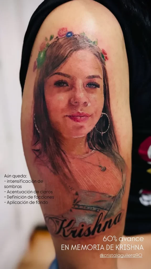homenaje cristal aguilera hermana krishna La hermana de Krishna Aguilera, Cristal Aguilera, volvió a generar reacciones tras revelar un emocional tatuaje en honor a la joven, cuyo caso marcó profundamente al país. La imagen del avance del diseño fue compartida por ella misma en redes sociales.