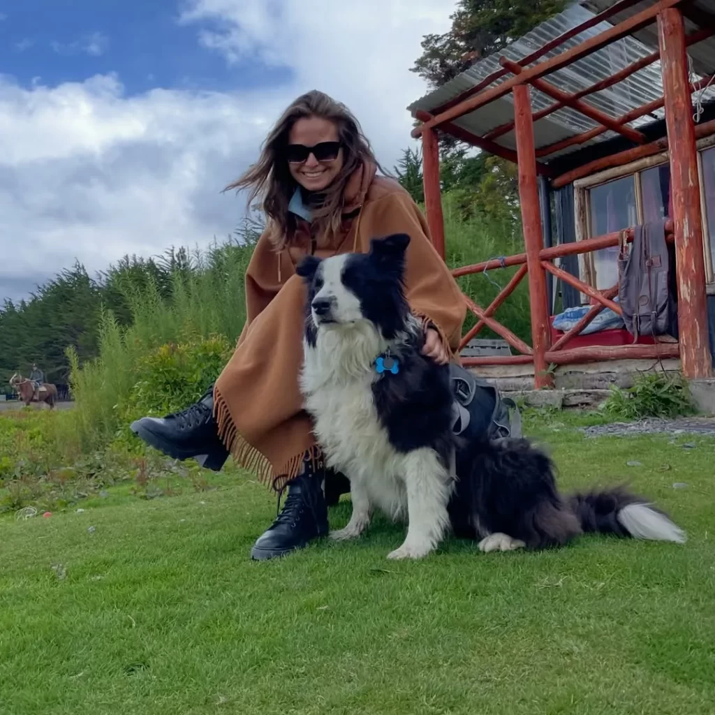 Soledad Onetto enfrenta dolorosa pérdida familiar a días de Navidad: “Te amaré por siempre” 2 1000099710 A pocos días de la Navidad, Soledad Onetto conmovió a sus seguidores al revelar una dolorosa pérdida familiar: la muerte de Lek, su querido perro border collie que la acompañó por más de una década. La periodista utilizó sus redes sociales para expresar el inmenso cariño que sentía por su mascota.