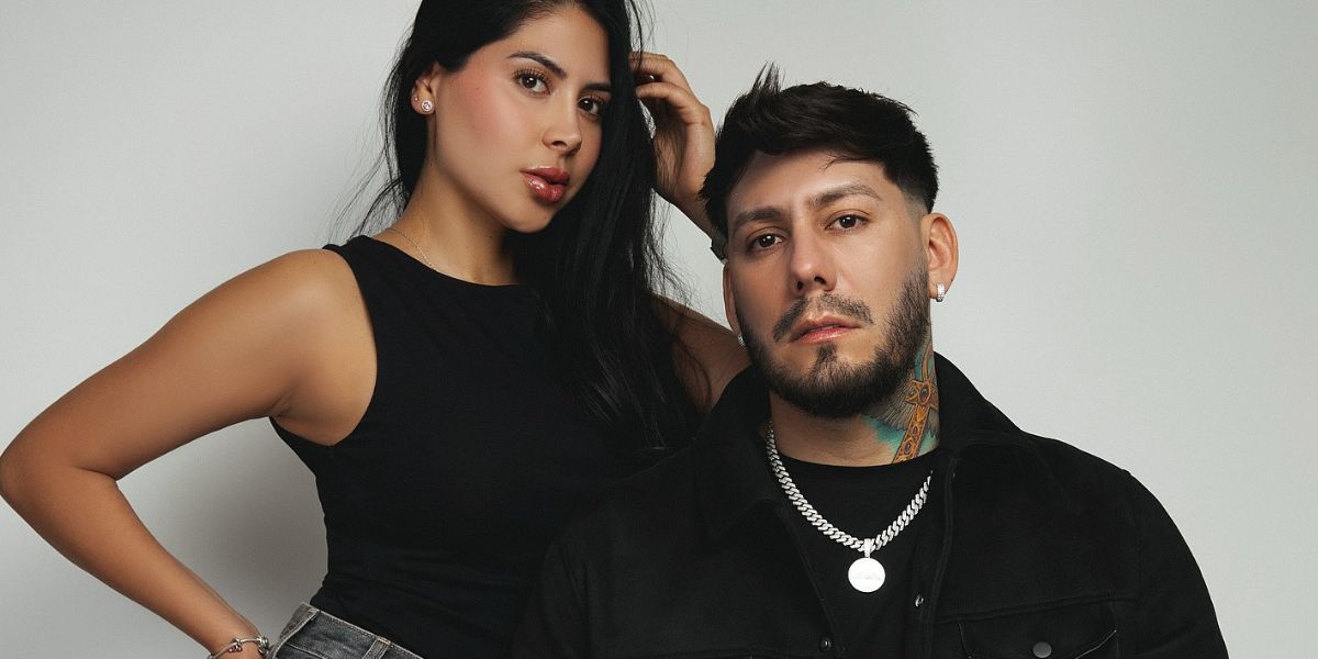 Dash / Mundos Opuestos