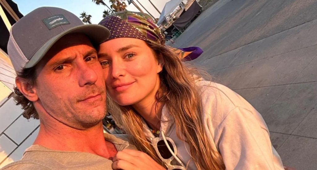 gonzalo valenzuela kika silva La separación de la pareja no solo se habría debido a diferencias de expectativas de vida, sino también a un presunto desorden financiero del actor y discrepancias sobre proyectos familiares y personales.