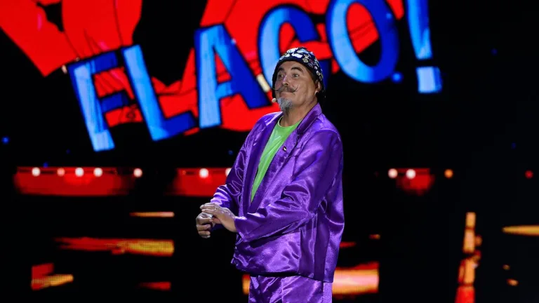 El Flaco comediante 768x432 1 El comediante compartió en redes sociales la muerte de un cercano amigo y parte clave de su equipo, con quien trabajó durante más de tres décadas.