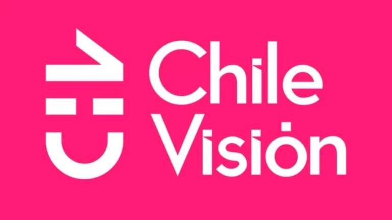 Tras 7 años de amor y una dura batalla: Querido periodista de CHV  dio el «sí» en íntima ceremonia