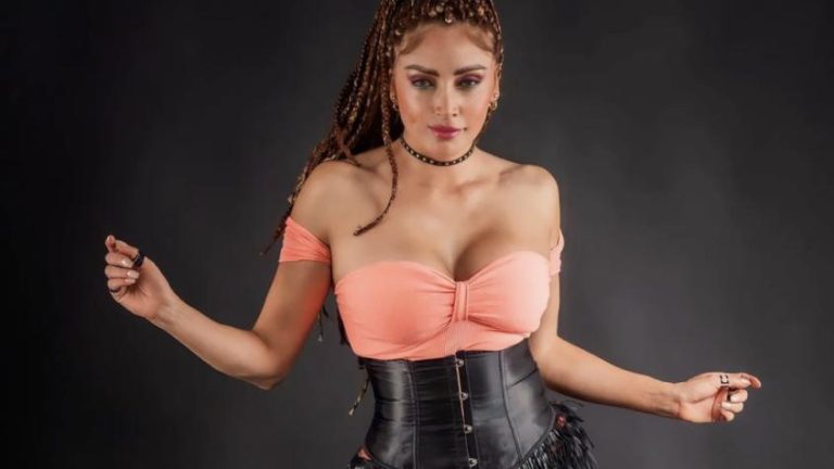 ¡Se aburrió del "hate"! La Rancherita paraliza las redes con osada foto y lanza feroz dardo contra sus críticos