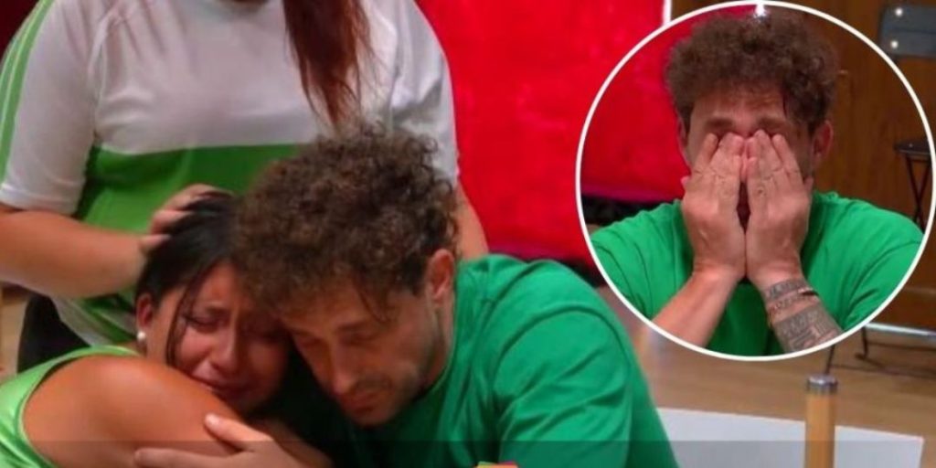 reels 3 1 La intensidad en el reality de Canal 13, Vecinos al Límite, alcanzó su punto más alto durante la última jornada de eliminación. Lo que comenzó como un duelo de salvación fallido terminó en un momento de vulnerabilidad extrema, donde Joche Bibbó no pudo contener el llanto tras recibir una inesperada y profunda bendición por parte de su compañera, Érika Calfuleo.