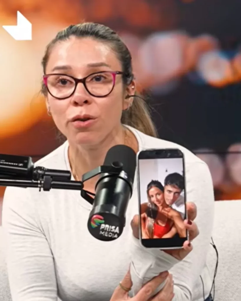 "Me engañó en nuestra propia cama": El escandaloso testimonio que confirma infidelidad de periodista de CHV 3 roberto cox 1 Nuevas revelaciones de infidelidad sacuden al periodista de CHV, luego de que salieran a la luz detalles de sus romances ocultos y traiciones que han dejado a todos en shock.