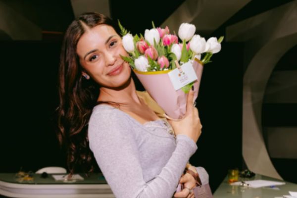 votaciones La influencer más popular de Chile regresó de sus vacaciones con los botines de punta. Tras enterarse de unos ácidos comentarios emitidos en el programa de Chilevisión, la embajadora de la solidaridad no dudó en lanzarse contra la ganadora de Gran Hermano, dejando claro que la mala onda es mutua.