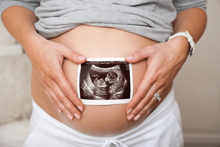 “Está empezando a salir el sol”: Querida actriz chilena anunció que espera a su primer hijo
