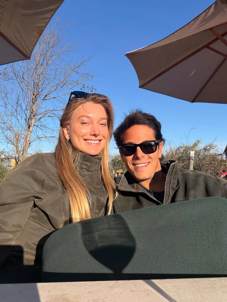 ¿Lo delataron las fotos? Máximo Menem despierta sospechas de romance con exfigura de Chilevisión 4 ¿Nuevo amor? Máximo Menem comparte escapada con exparticipante de la TV y despierta rumores de romance