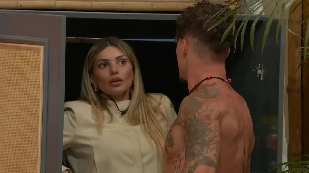 “Chao contigo”: comentario de Faloon sobre Tom Brusse desató fuerte pelea con Rai Cerda 2 “Chao contigo”: comentario de Faloon sobre Tom Brusse desató fuerte pelea con Rai Cerda